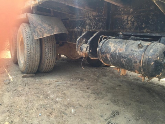 10 ล้อดั้ม 2 เพลา NISSAN ND CWA12M เครื่องเดิมสวย คัสซีสวย ช่วงล่างดี สภาพรถไม่สวย เล่มพร้อมโอน