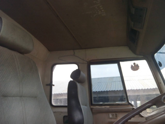 ขาย 10 ล้อดั้มหลงฟูโช่รุ่น FN527MA 26173 เครื่อง6D16 195 แรง 10 สปีด ปี 46