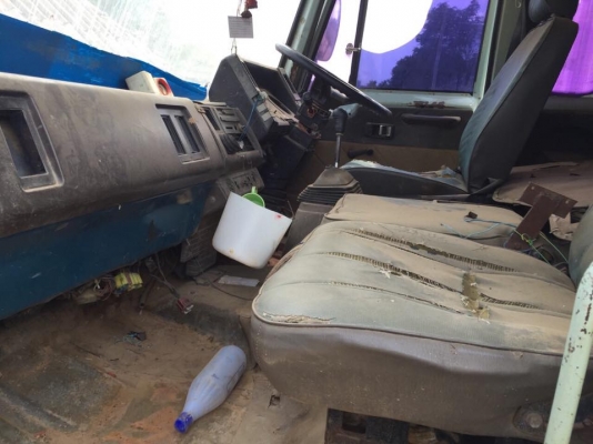 10 ล้อเพลาเดียว 175 แรงเบรคทิฟฟี่ รถสภาพดี พร้อมใช้ ISUZU FVM13MY เล่มพร้อม