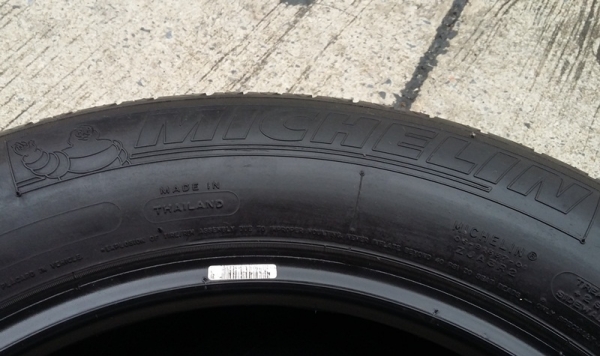 ยาง,215-60-16 MICHERLIN ENERGY XM2 ปี3212 ดอกหนาชุด 3,000