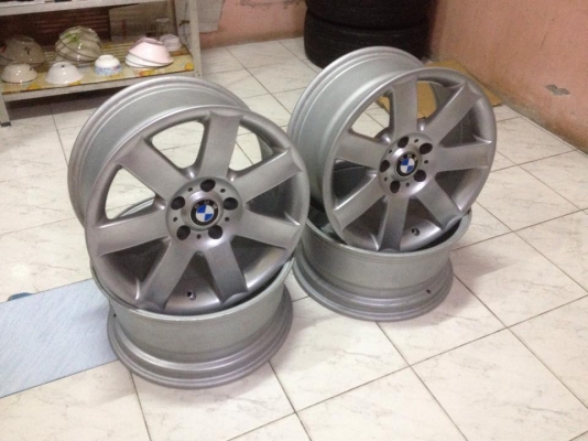 ขายแม็กBMW แท้5รู120 ขอบ17กว้าง8  จำนวน4วง เก่าญีปุน สภาพสวยทำสีมาใหม่ทุกวง ราคา13900บาท โทร0924462525โส