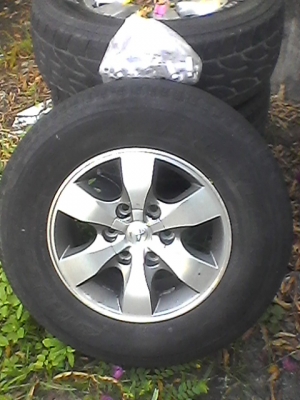 ขายล้อเดิม วีโก้หน้าเงาขอบ 16 สภาพสวย ขายล้อเดิม วีโก้หน้าเงาขอบ 16 สภาพสวย