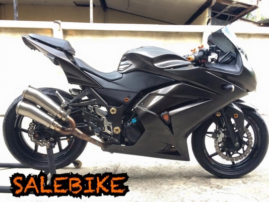 KAWASAKI NINJA250 ปี2012สภาพเเต่งๆจัดเต็มด้วยท่อ คู่ออก2 AKPVล้อโต ER ราคา 69500