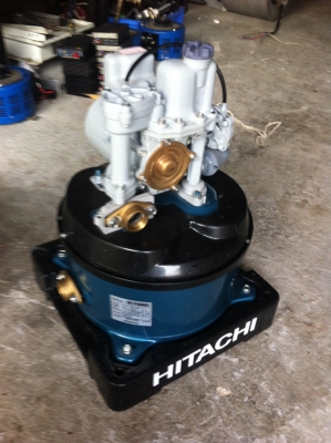 ปั๊มน้ำอัตโนมัติ HITACHI รุ่น WT- P 150 GX2 ผลิตจากญี่ปุ่น ใข้กับบ้านเรื่อนทั่วไปได้เลย