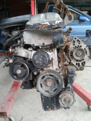 เครื่อง nissan GA16 คาบูร์ เีกียร์ธรรมดา