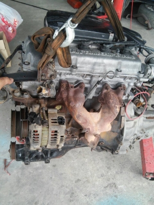 เครื่อง nissan GA16 คาบูร์ เีกียร์ธรรมดา