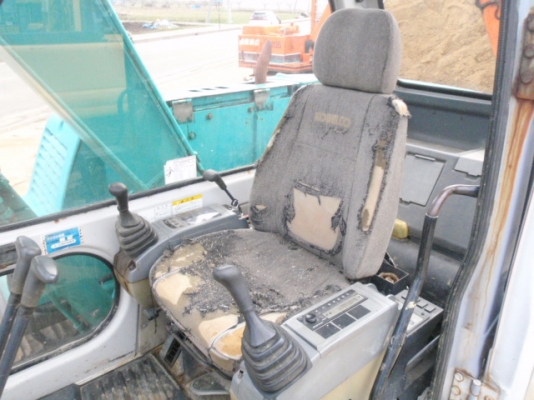 ขายด่วน รถขุด  KOBELCO SK60-2 มาร์คไฟว์ นำเข้าจากญี่ปุ่น  สภาพสวยมากๆ   ใช้งานน้อย  ราคาเป็นกันเอง