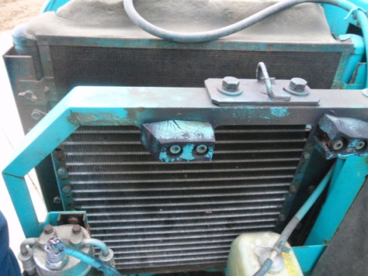 ขายด่วน รถขุด  KOBELCO SK60-2 มาร์คไฟว์ นำเข้าจากญี่ปุ่น  สภาพสวยมากๆ   ใช้งานน้อย  ราคาเป็นกันเอง