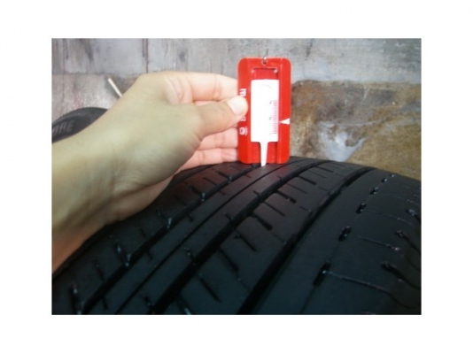 ยาง 215-70-15 1คู่ อัพเดท 27พย.58 ยาง 215-70-15 1คู่ อัพเดท 27พย.58