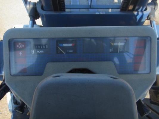 ขายรถโฟล์คลิฟท์มือสอง KOMATSU รุ่น FG20-11 ราคา 155,000 บาท นำเข้าจากประเทศญี่ปุ่น 100\% ไม่เคยใช้งานในประเทศไทย