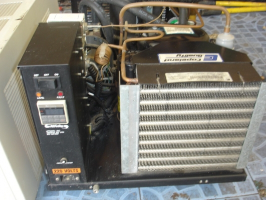 ขายเครื่องชิลเลอร์ <เครื่้องทำน้ำเย็น>ไฟ 220v  Affinity ossipee NH USA