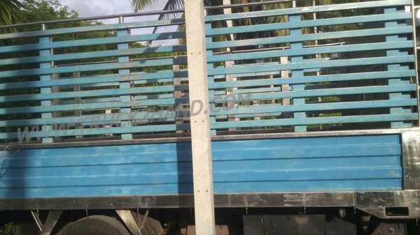 อิซุซุ  115Hp   กระบะรั้วสูงแสตนเลสทั้งลูก กระบะยาว 4.30 เมตร หัวเก๋งใหม่นอก