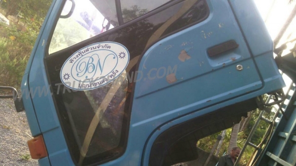 อิซุซุ  115Hp   กระบะรั้วสูงแสตนเลสทั้งลูก กระบะยาว 4.30 เมตร หัวเก๋งใหม่นอก