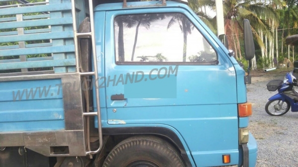 อิซุซุ  115Hp   กระบะรั้วสูงแสตนเลสทั้งลูก กระบะยาว 4.30 เมตร หัวเก๋งใหม่นอก