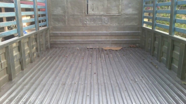 อิซุซุ  115Hp   กระบะรั้วสูงแสตนเลสทั้งลูก กระบะยาว 4.30 เมตร หัวเก๋งใหม่นอก