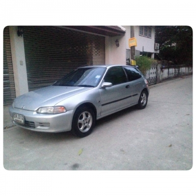 รถบ้าน CIVIC ตัวท๊อบเครื่องD15b V-tec ช่างล่างดี แก๊ส+น้ำมัน แอร์เย็น ใครมองหาอยู่ไม่ผิดหวังครับ