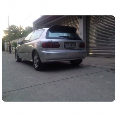 รถบ้าน CIVIC ตัวท๊อบเครื่องD15b V-tec ช่างล่างดี แก๊ส+น้ำมัน แอร์เย็น ใครมองหาอยู่ไม่ผิดหวังครับ