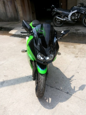 ขาย ninja 250 2012  รถเครื่องดี สีเดิมสวยคับ ยางใหม่ๆ ท่อสูตรเสียงลั่นๆคับ เปิดราคา 75000 ต่อรองได้คับ รายละเอียดเพิ่มเติม 0903120561 Line : nooksh. (มีจุด)