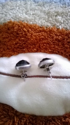 ขายต่างหู