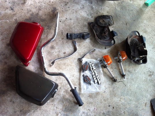 ขายCB 200ถูกๆครับ