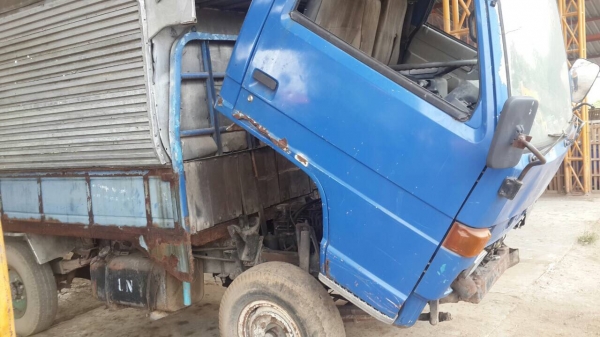 ฝากขายรถสีล้อ อีซูซุ หัวเก๋งกระดกได้ ฝากขายรถสีล้อ อีซูซุ หัวเก๋งกระดกได้