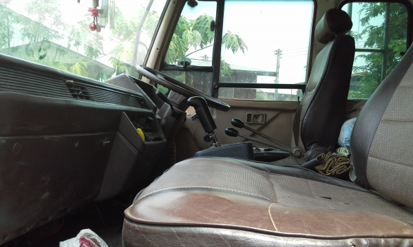 ขายหลง MA เครื่อง6D15เกาะเทอร์โบ เกียรอีตัน สองเพลา ดั้มมีระบบลากพ่วง ขาดลำโพง เครื่องดี เกียรดี แอร์เย็น ยาง70\% คัชชีสวย รถพร้อมใช้ วิ่งอ้อยอยู่ ขายหลง MA เครื่อง6D15เกาะเทอร์โบ เกียรอีตัน สองเพลา ดั้มมีระบบลากพ่วง ขาดลำโพง เครื่องดี เกียรดี แอร์เย็น ยาง70\% คัชชีสวย รถพร้อมใช้ วิ่งอ้อยอยู่