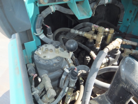 รถขุด Kobelco SK115SR-1ES #YV04-03832 เครื่องยนต์ Isuzu