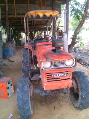 ขายรถไถนา20แรง2เพลาถูกสภาพพร้อมใช้พร้อมลุยงานเลยครับถูกรถไถ