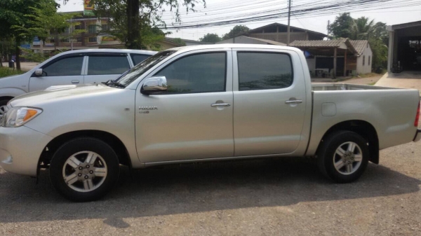 ขายกระบะ toyota vigo. 4 ประตู ปี2008 สภาพพร้อมใช้งาน(ขายแล้ว)