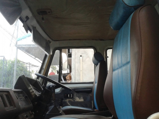 ขาย6ล้ออีซูซุร็อคกี้ กระบะพื้นเรียบ ยาว7ม.เครื่องดี165พวงมาลัยเพาว์เวอร์ เบรกทิฟฟี่ใหญ่  แชชซีสวยตลอดเส้นเต็มท้าย  เอกสารพร้อมโอน จัดแนนท์ได้0857698049 0887115178