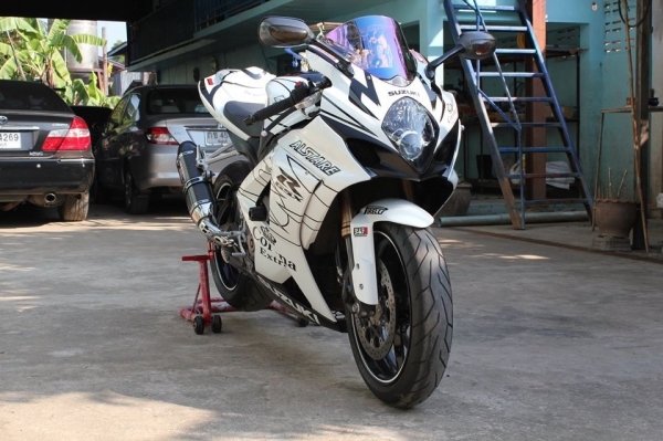 ขาย SUZUKI K8 อินวอยท์เสียสรรพสามิตแล้ว ราคา 285,000 ขาย SUZUKI K8 อินวอยท์เสียสรรพสามิตแล้ว ราคา 285,000