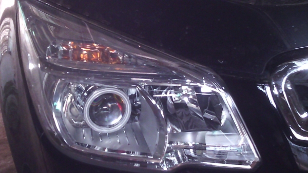 ขายไฟหน้าแต่งโปรเจคเตอร์เชฟวี่นิวโด้2012