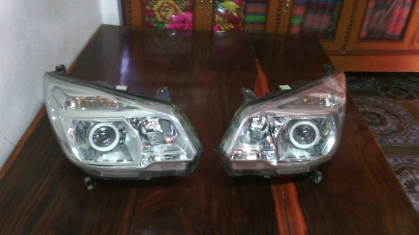 ขายไฟหน้าแต่งโปรเจคเตอร์เชฟวี่นิวโด้2012