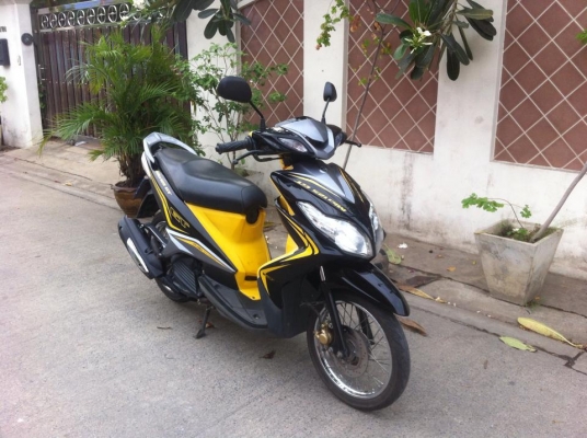 Yamaha Mio 125 cc GT ดำเหลือง ใหม่มาก สวย