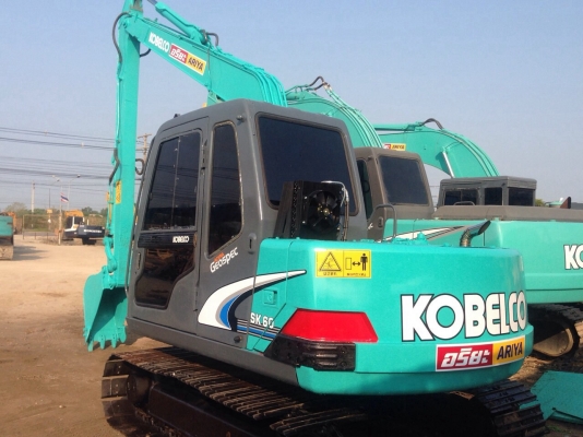 ขายรถแมคโครSK60-3ไฟฟ้าครบ สถาพพร้อมใช้ สนใจติดต่อ บอย085-156-2314