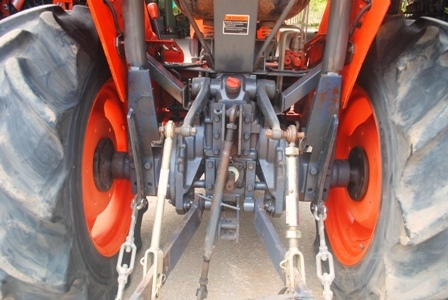 ขายรถไถ Kubota L 3408 (4WD) พร้อมมีดดันหน้า และผานพรวน รถพร้อมใช้งานครับ