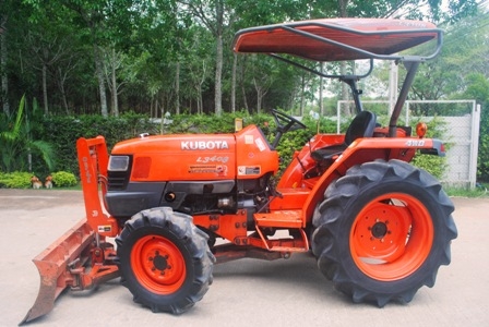 ขายรถไถ Kubota L 3408 (4WD) พร้อมมีดดันหน้า และผานพรวน รถพร้อมใช้งานครับ ขายรถไถ Kubota L 3408 (4WD) พร้อมมีดดันหน้า และผานพรวน รถพร้อมใช้งานครับ