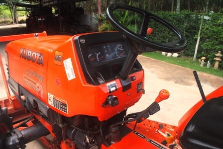 ขายรถไถ Kubota L 3408 (4WD) พร้อมมีดดันหน้า และผานพรวน รถพร้อมใช้งานครับ ขายรถไถ Kubota L 3408 (4WD) พร้อมมีดดันหน้า และผานพรวน รถพร้อมใช้งานครับ