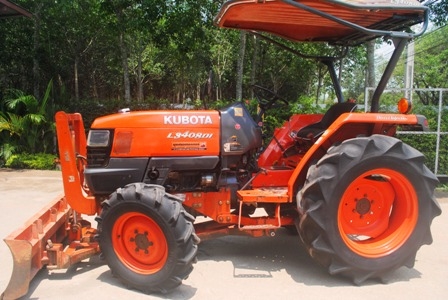 ขายรถไถ Kubota L 3408 DI (4WD) พร้อมมีดดันหน้า และผานพรวนช้าง รถพร้อมใช้งานครับ ขายรถไถ Kubota L 3408 DI (4WD) พร้อมมีดดันหน้า และผานพรวนช้าง รถพร้อมใช้งานครับ