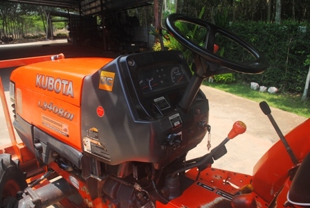 ขายรถไถ Kubota L 3408 DI (4WD) พร้อมมีดดันหน้า และผานพรวนช้าง รถพร้อมใช้งานครับ ขายรถไถ Kubota L 3408 DI (4WD) พร้อมมีดดันหน้า และผานพรวนช้าง รถพร้อมใช้งานครับ