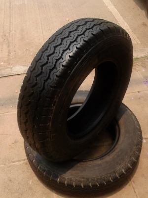 195R15C DUNLOP  SP LT37 มี 2 เส้น  TEL.081-427-3941