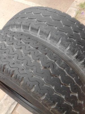 195R15C DUNLOP  SP LT37 มี 2 เส้น  TEL.081-427-3941
