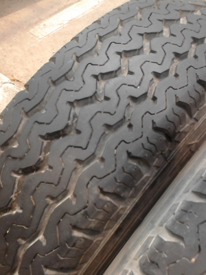 195R15C DUNLOP  SP LT37 มี 2 เส้น  TEL.081-427-3941