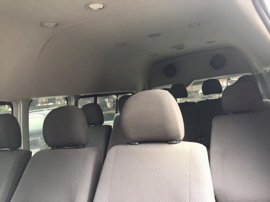 TOYOTA COMMUTER 2.5 ดีเซล ปี 13