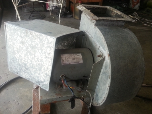 ขายพัดลมดูดควันมอเตอโตชิบาไช้ได้เลย