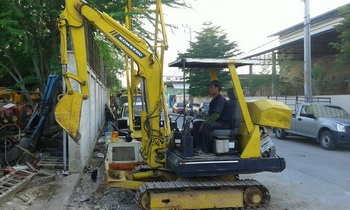 ขาย - รถขุด แบคโฮ Komatsu pc 30-5 แทรคเหล็ก เก่านอก ญี่ปุ่น พร้อมใช้งาน