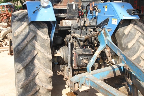 ขายรถไถฟอร์ด 90 แรง