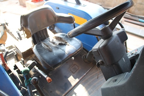 ขายรถไถฟอร์ด 90 แรง