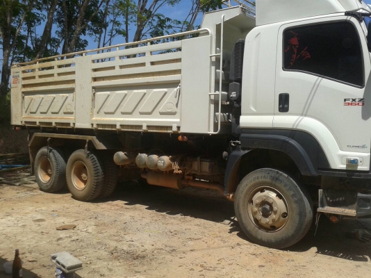 ขาย...22ล้อดั้มแม่-ลูก 360แรงปี 2555..ใช้น้อย8หมื่นกว่า กิโล..รถสวยมาก..รถร้านวัสดุก่อสร้าง ใช้ส่วยตัวเท่านั้น..