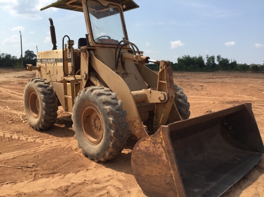 รถตักล้อยางKOMATSU 510 เล่มทะเบียน กรองคู่..รถสวย เดิมๆ เอวแน่น เครื่องดี ปั้มดี รถแรงดี...